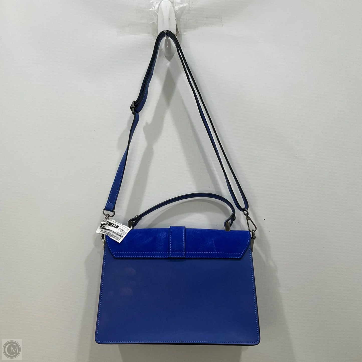 Crossbody By Clothes Mentor, Size: Medium