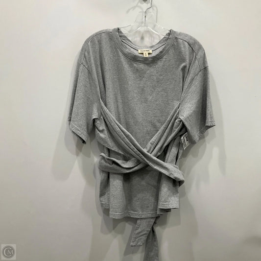 Top Short Sleeve By Open Edit In Grey, Size: Xl