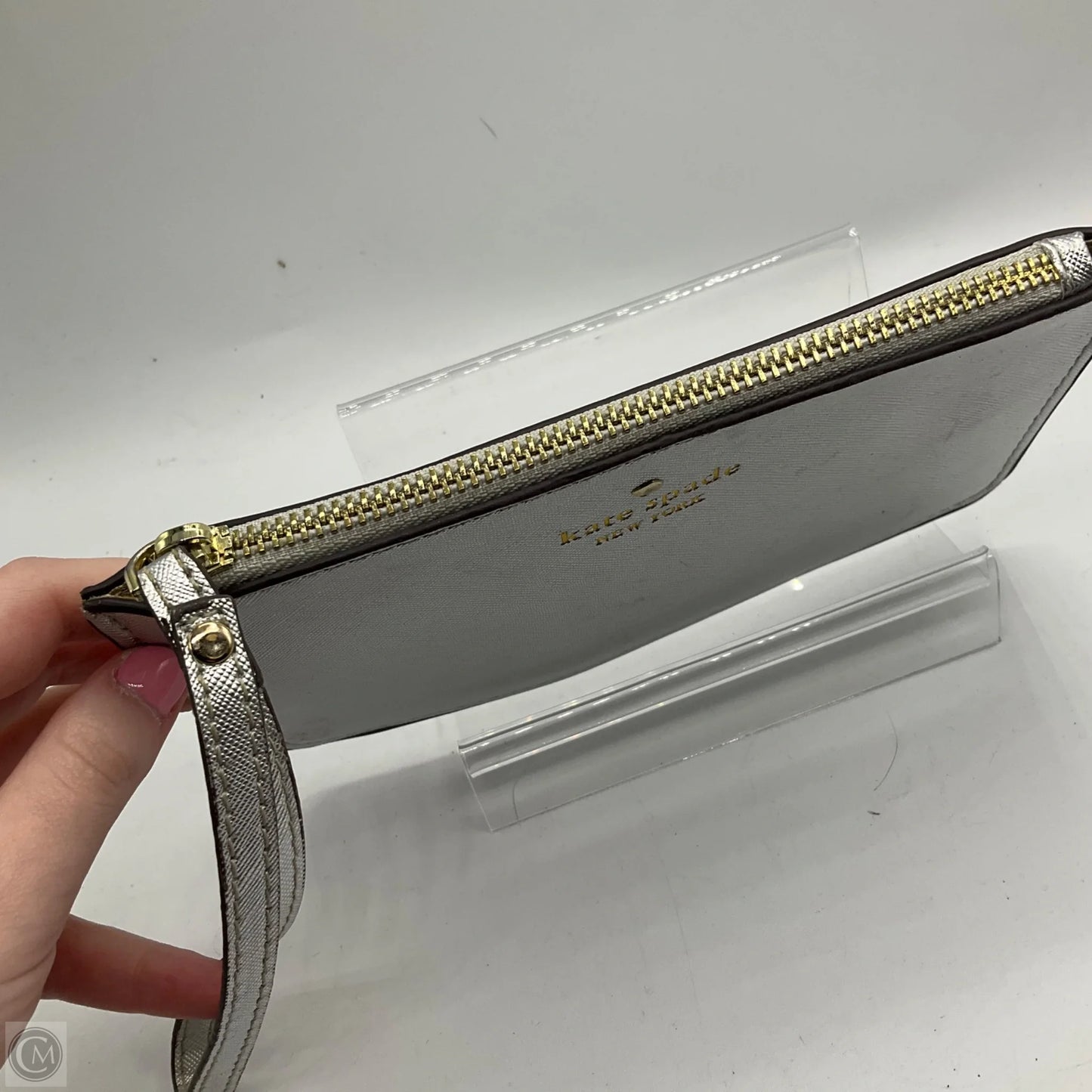 Wristlet Designer By Kate Spade, Size: Medium