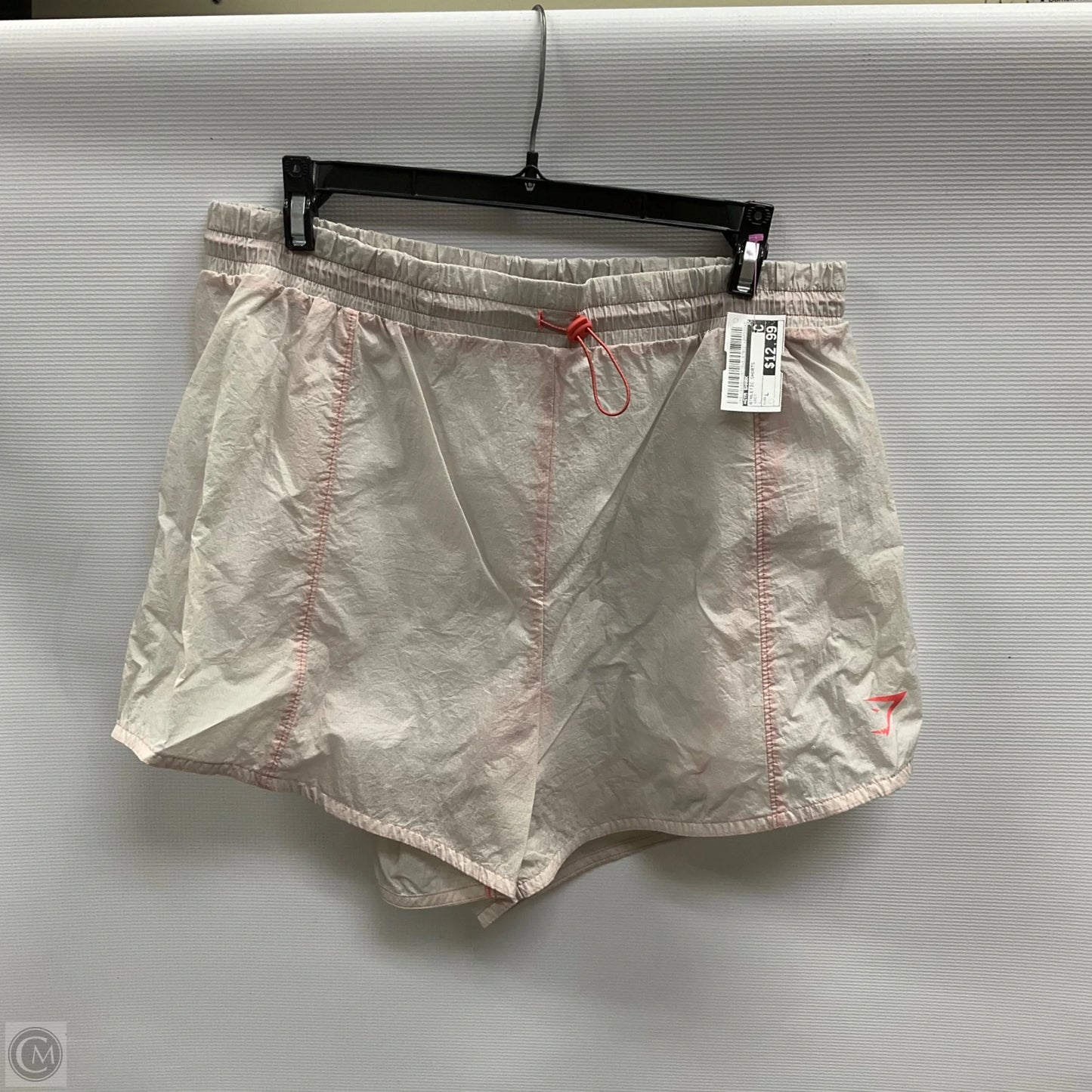 Athletic Shorts By Gym Shark In Grey, Size: L