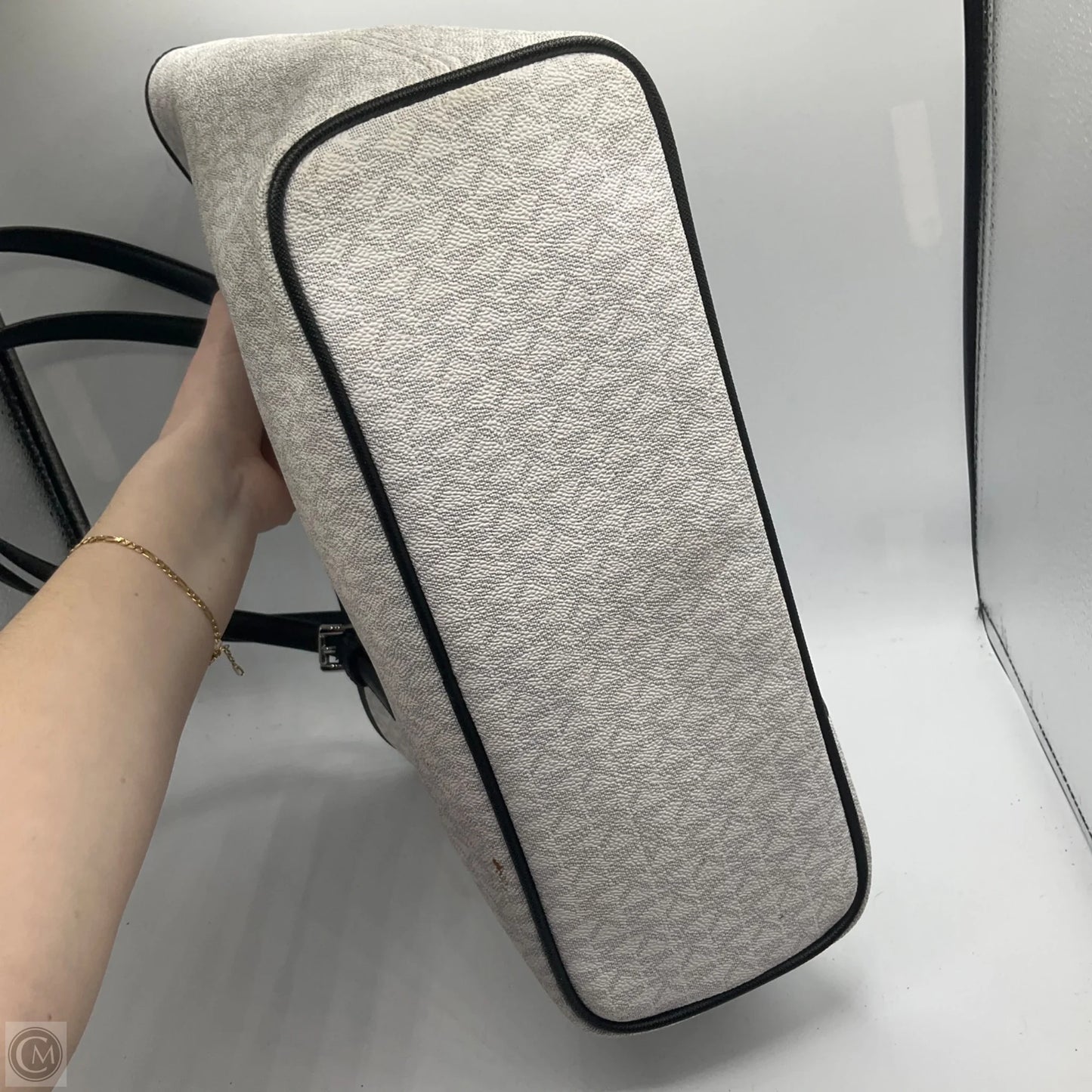 Handbag Designer By Michael Kors, Size: Medium