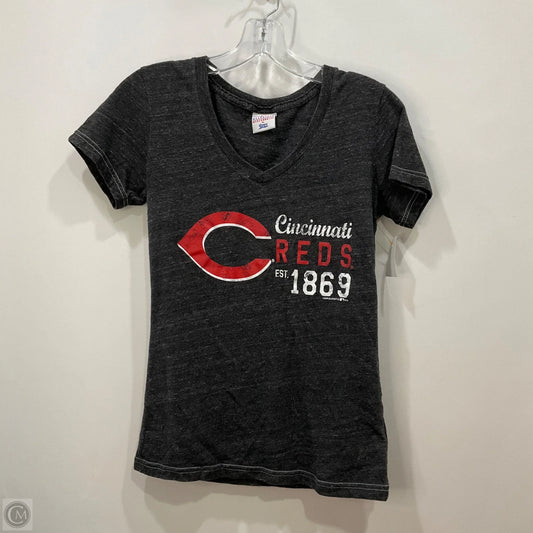 Top Short Sleeve By MLB In Grey, Size: S