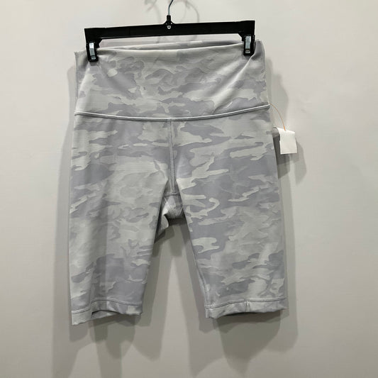 Athletic Shorts By Lululemon In Camouflage Print, Size: 4