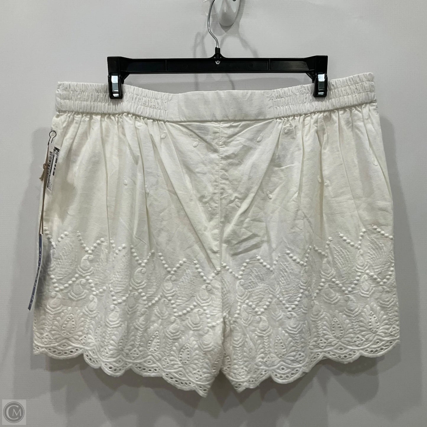 Shorts By Artisan Ny In White, Size: L