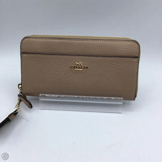 Wristlet Designer By Coach, Size: Medium