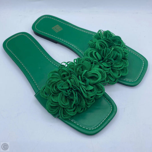 Sandals Flats In Green, Size: 12