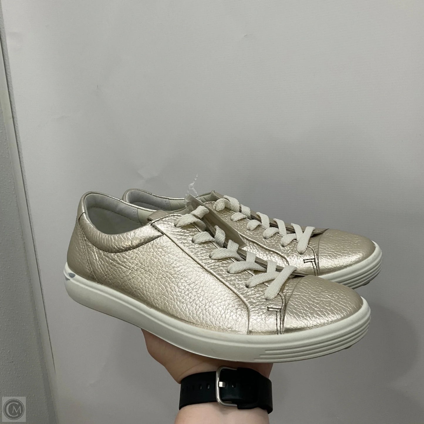 Shoes Sneakers By Ecco In Gold, Size: 5.5