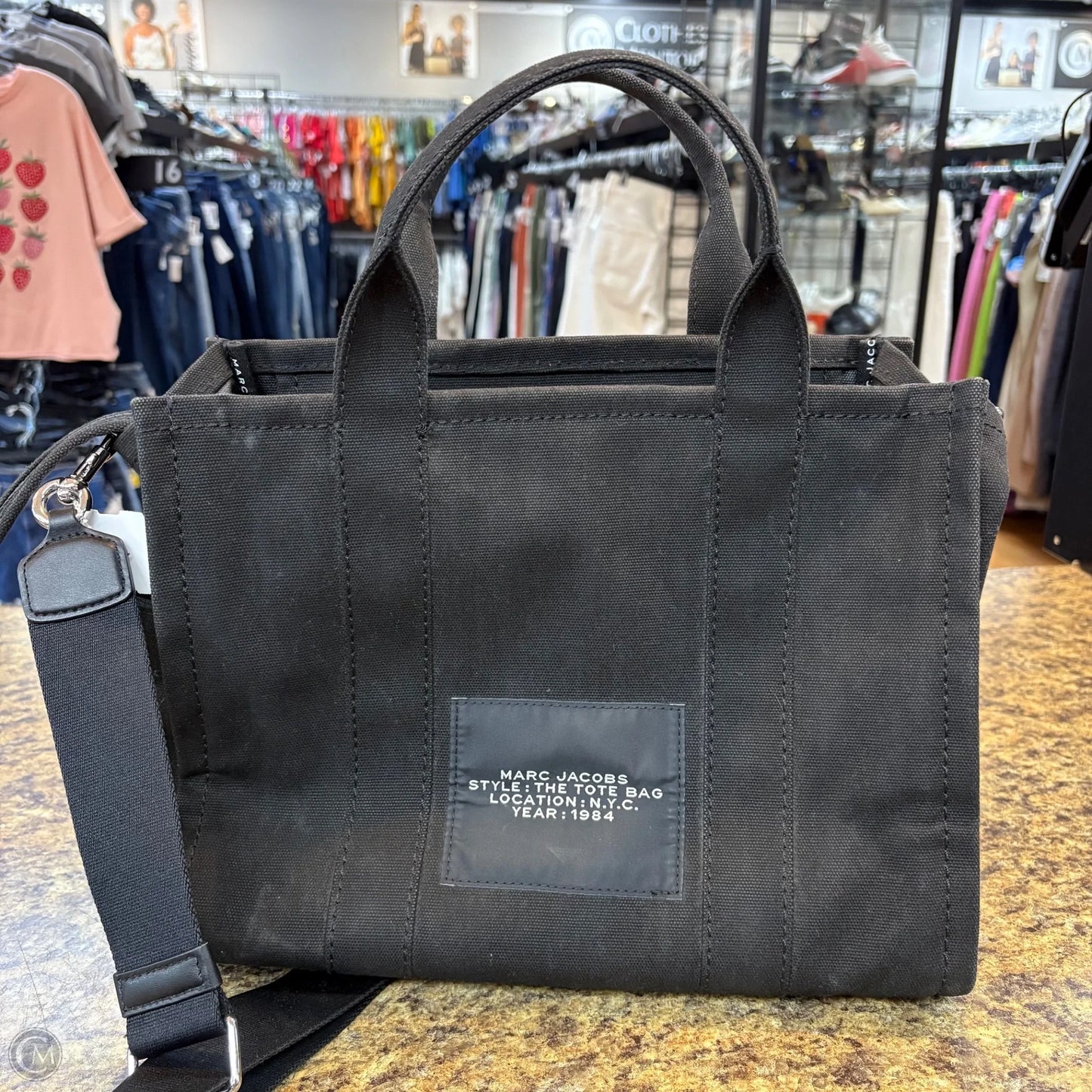 Handbag Designer By Marc By Marc Jacobs, Size: Medium