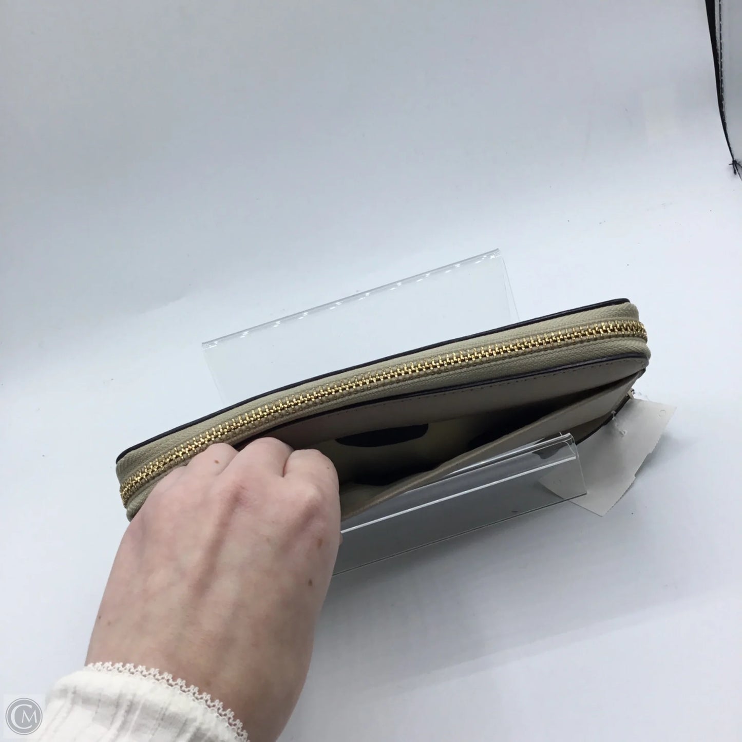 Wallet Designer By Kate Spade, Size: Large