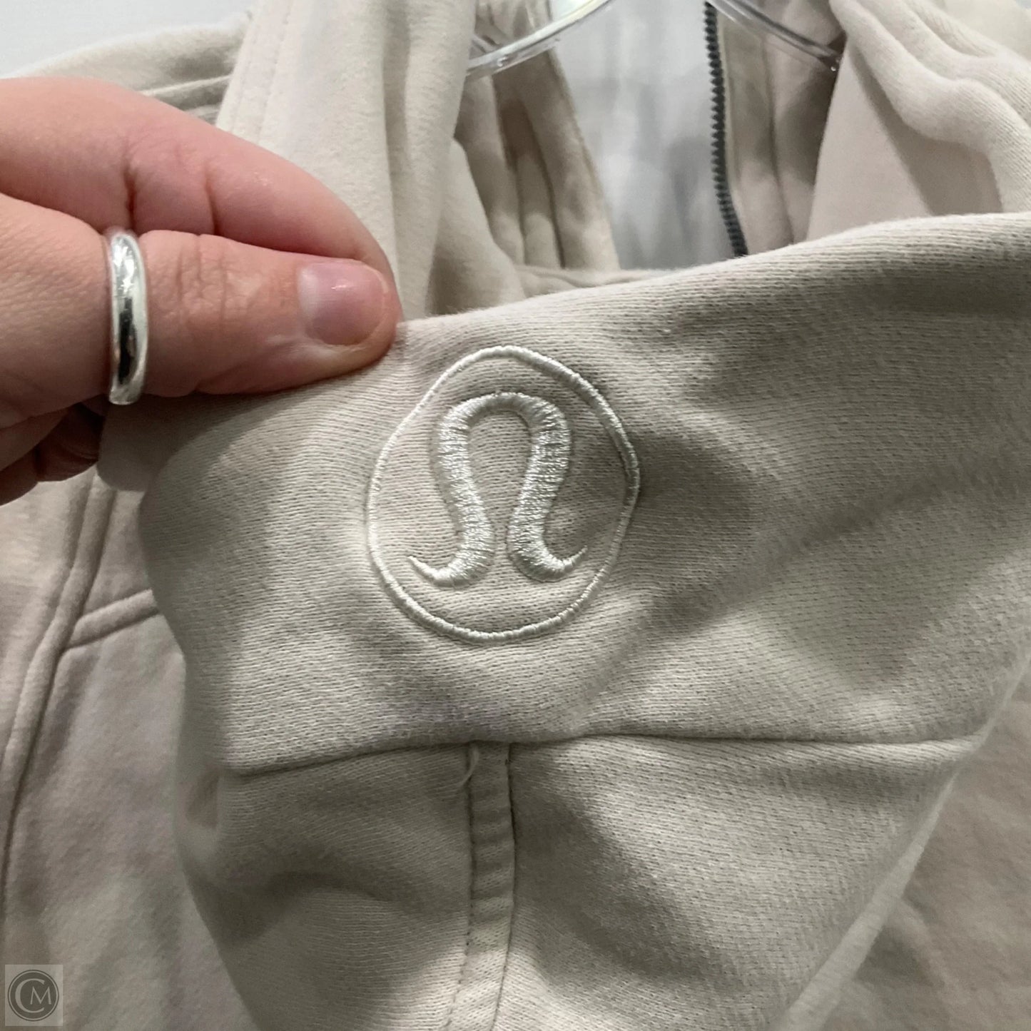 Sweatshirt Hoodie By Lululemon In Cream, Size: M