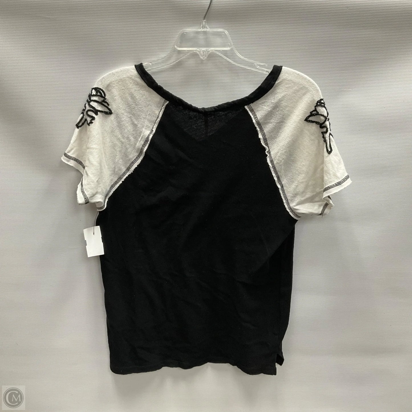 Top Short Sleeve By Free People In Black & White, Size: Xl
