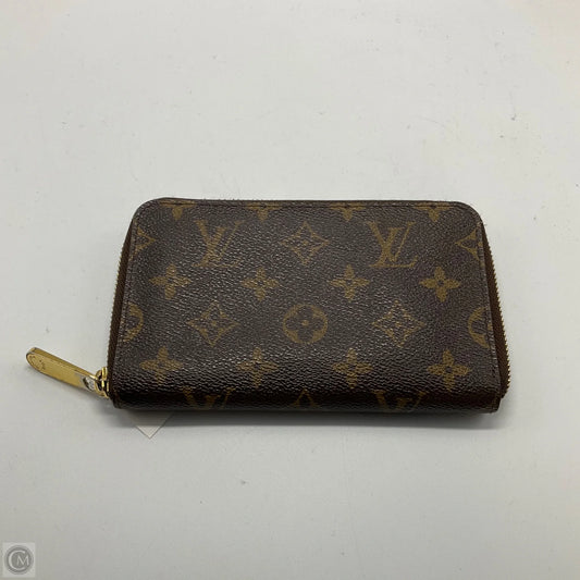 Wallet Luxury Designer By Louis Vuitton, Size: Medium