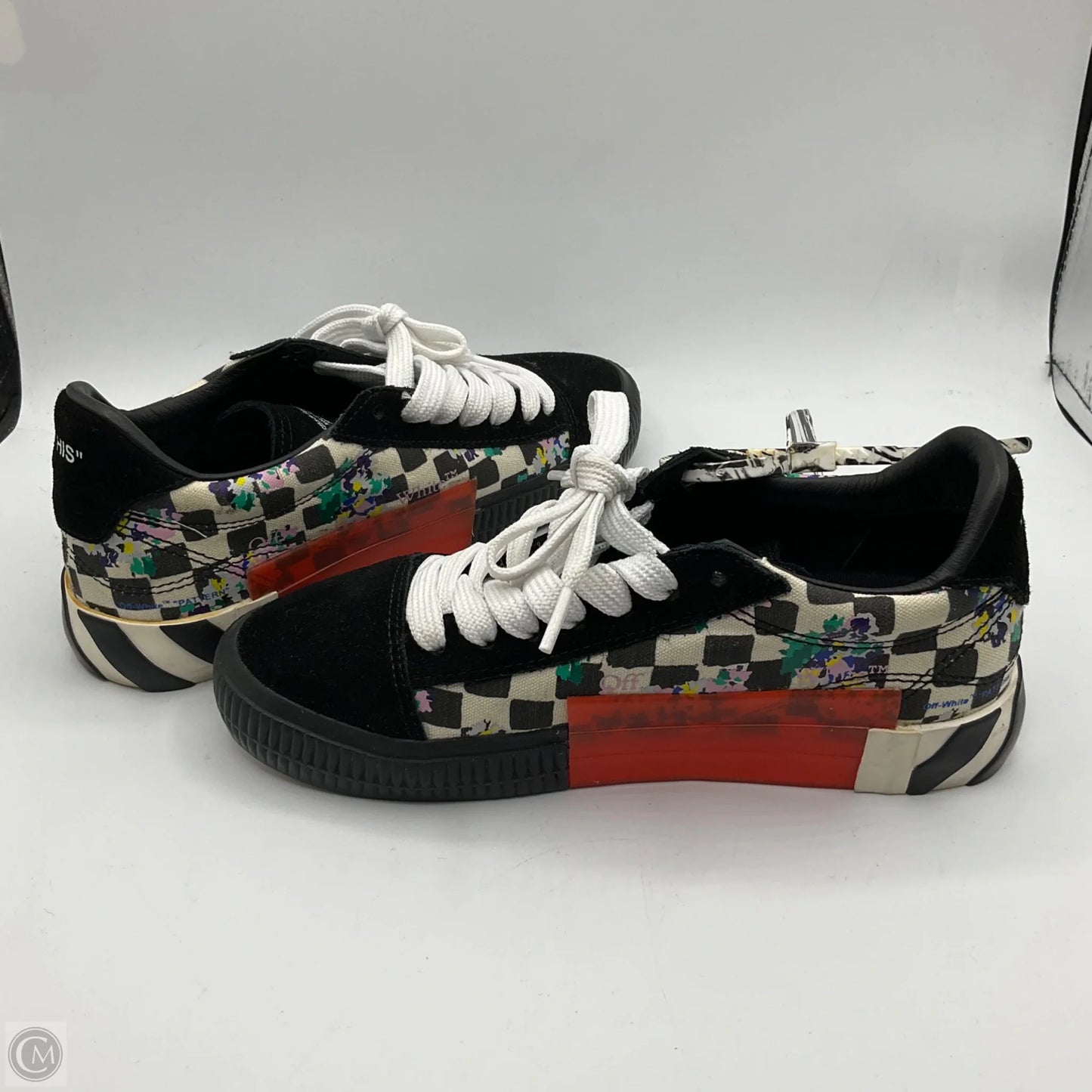 Shoes Luxury Designer By Off-white In Black & White, Size: 6.5