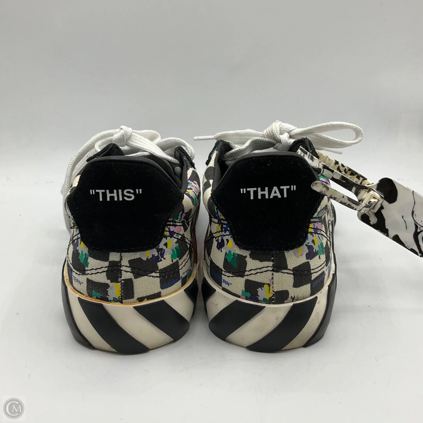 Shoes Luxury Designer By Off-white In Black & White, Size: 6.5
