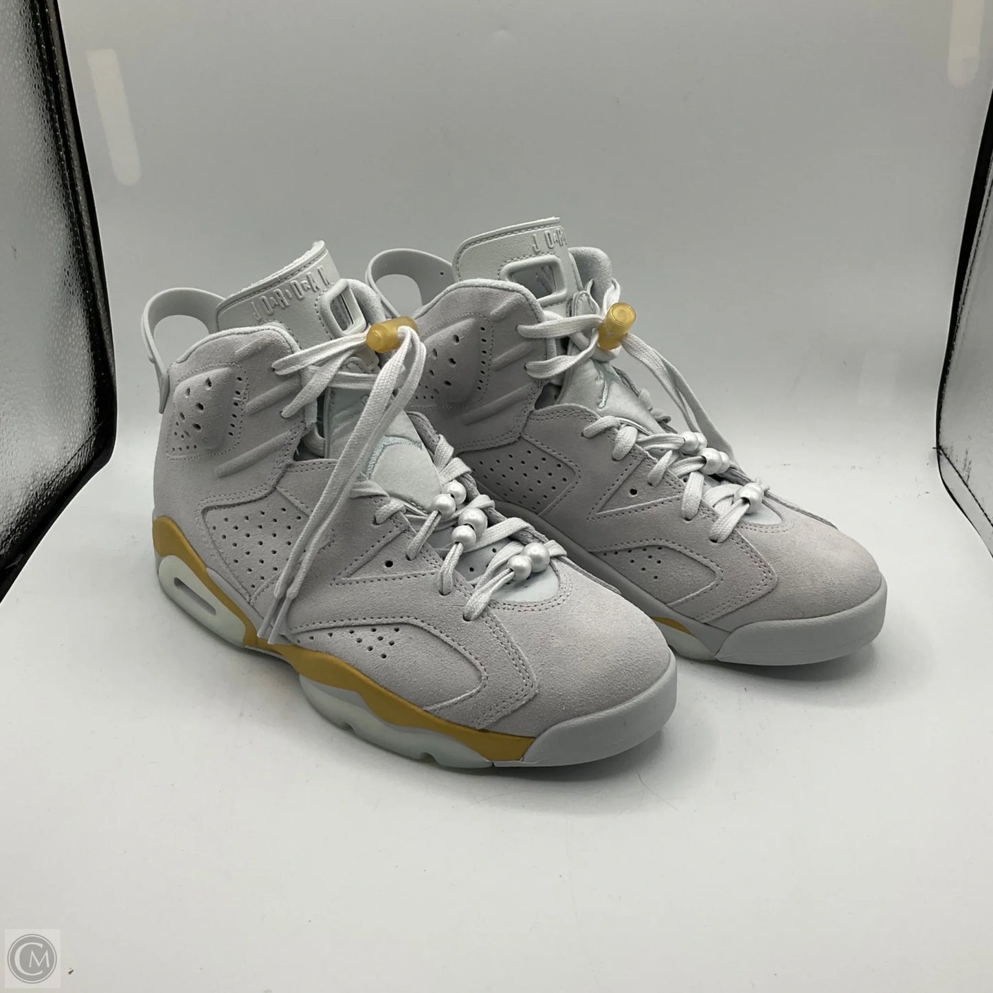 Shoes Luxury Designer By Jordan In Grey, Size: 8.5