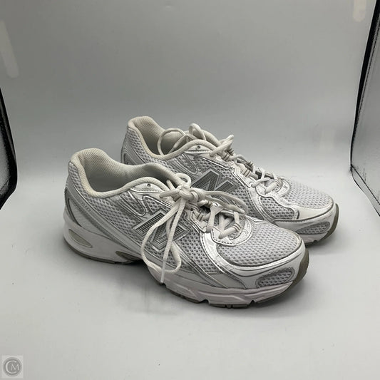 Shoes Sneakers By New Balance In Silver & White, Size: 8.5