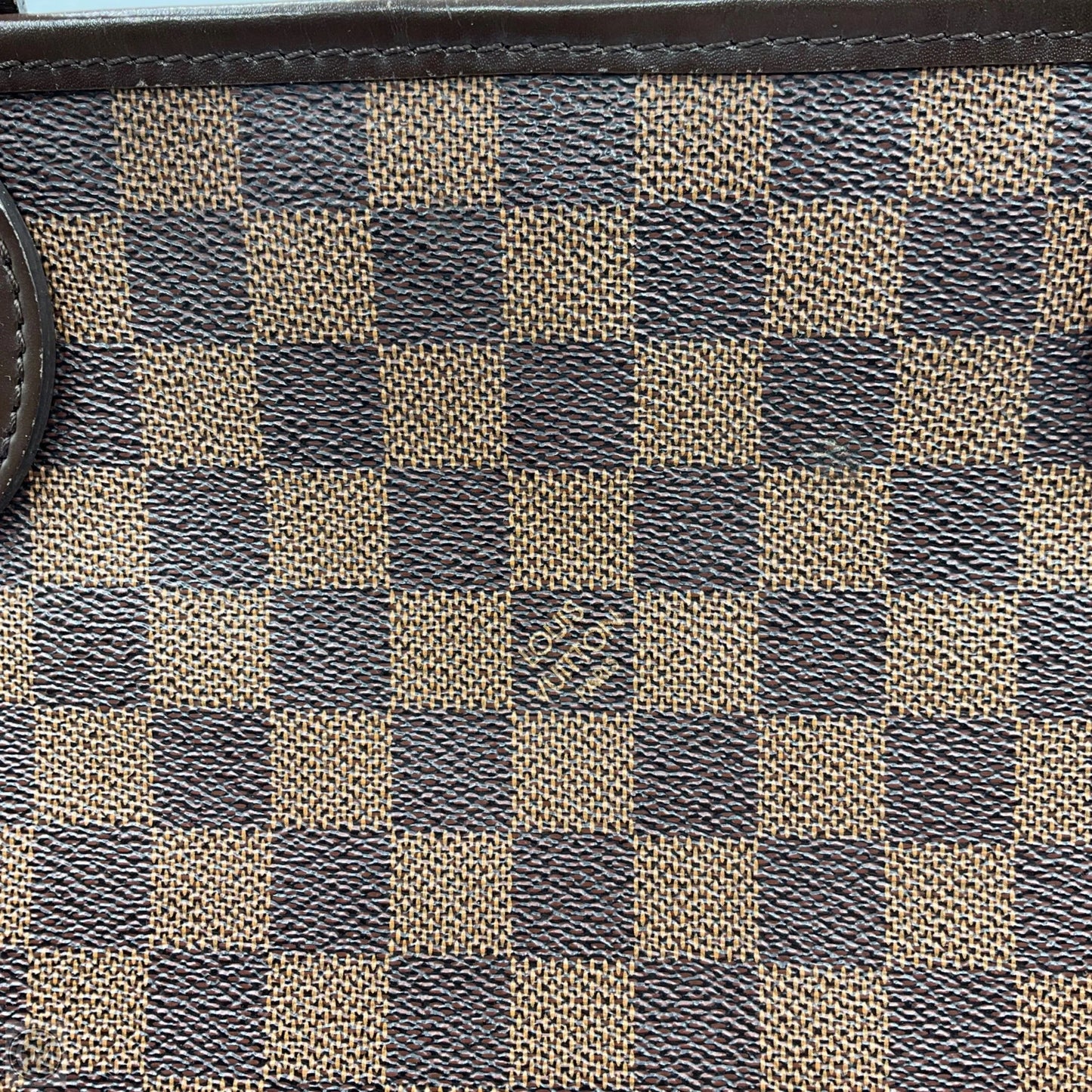 Handbag Luxury Designer By Louis Vuitton, Size: Large