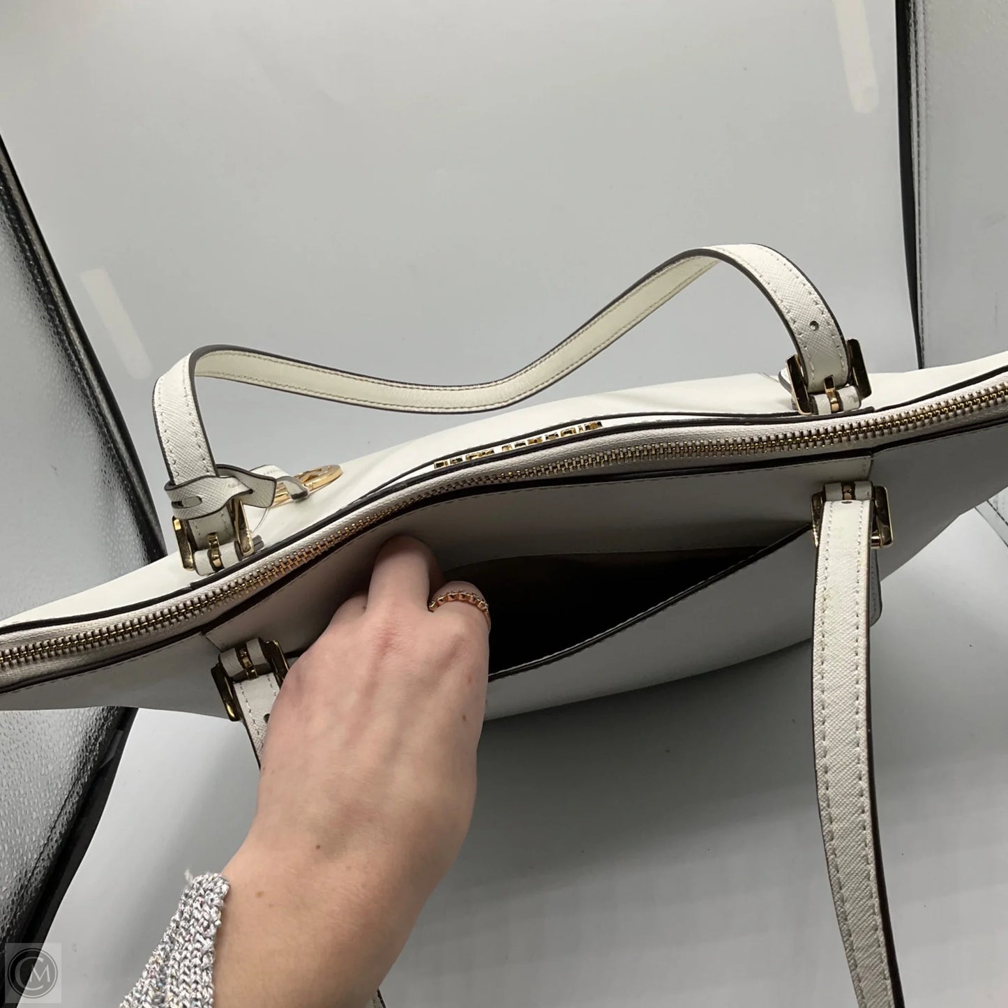 Handbag Designer By Michael Kors, Size: Large