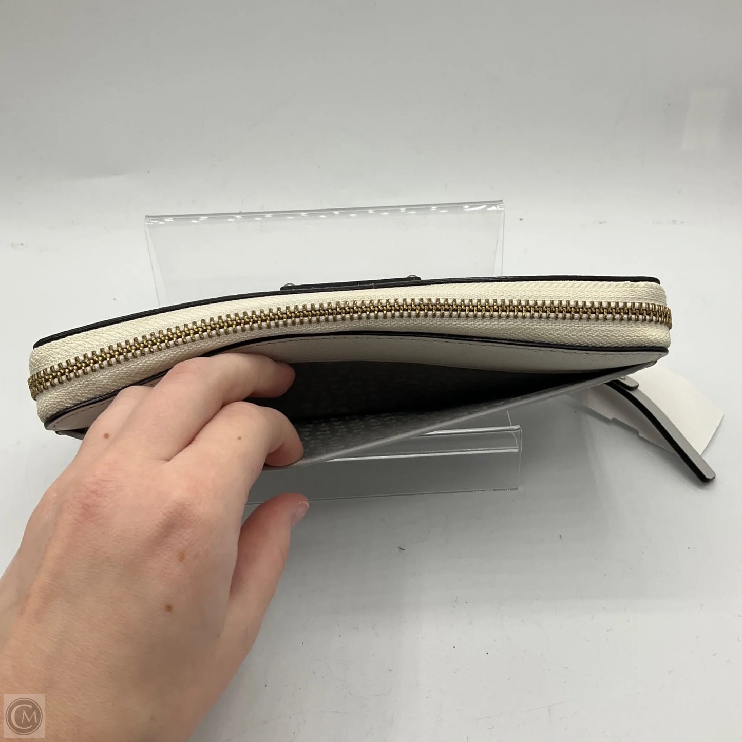 Wallet Designer By Kate Spade, Size: Large