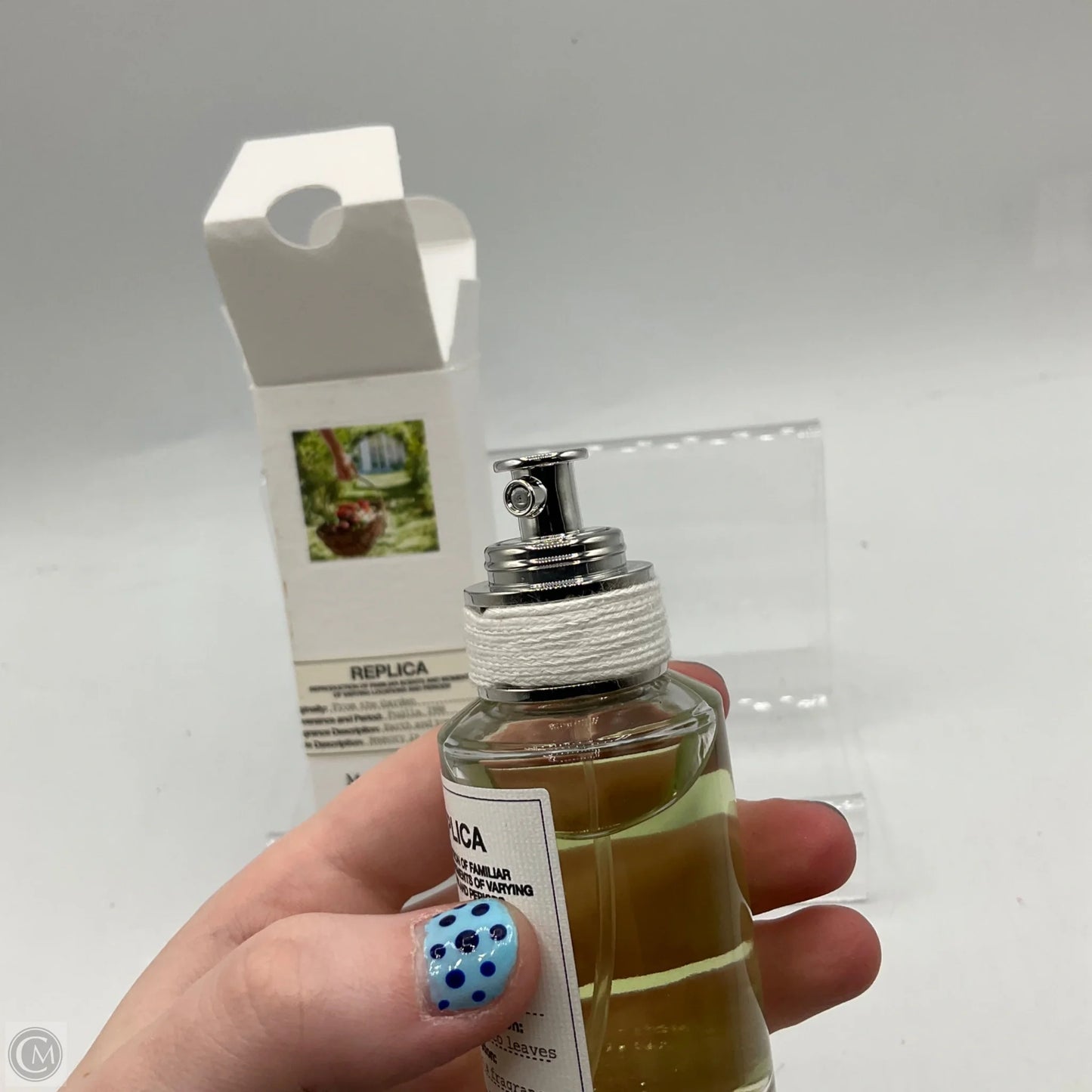 Fragrance By replica, Size: Medium