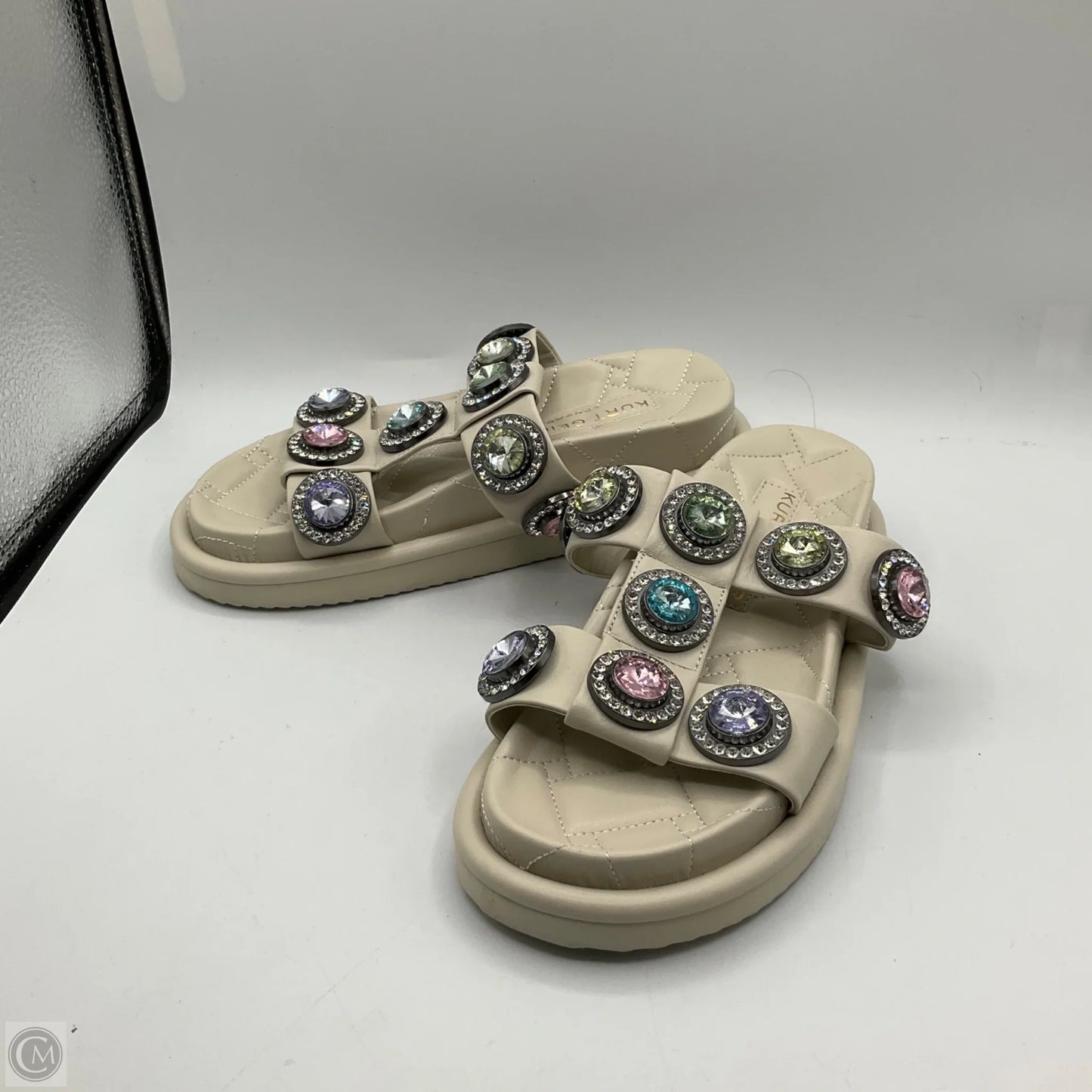 Sandals Designer By Kurt Geiger In Cream, Size: 7