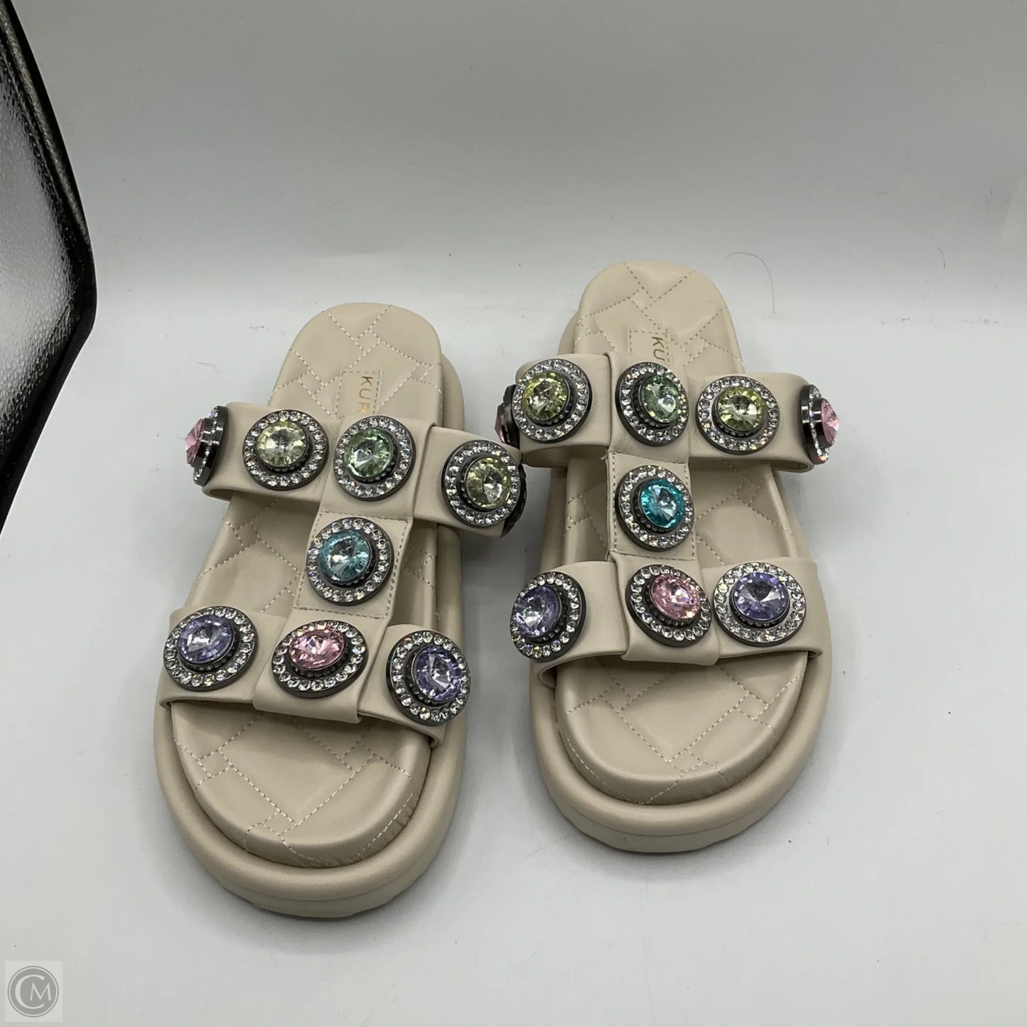 Sandals Designer By Kurt Geiger In Cream, Size: 7
