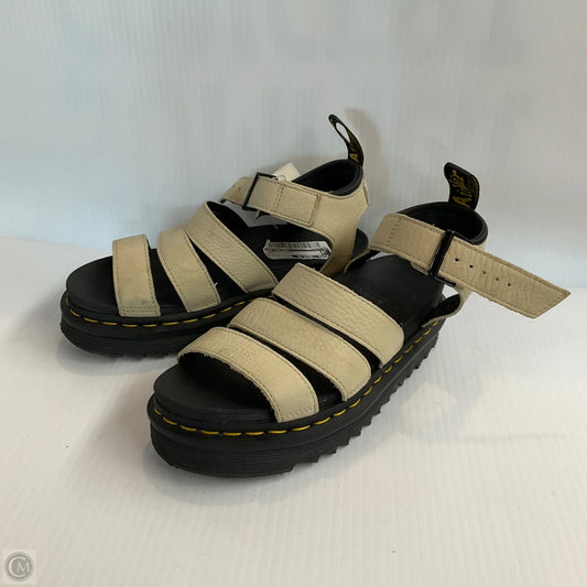 Sandals Flats By Dr Martens In Tan, Size: 5