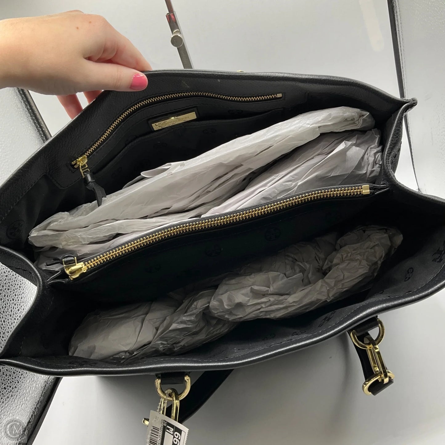 Handbag Designer By Tory Burch, Size: Large