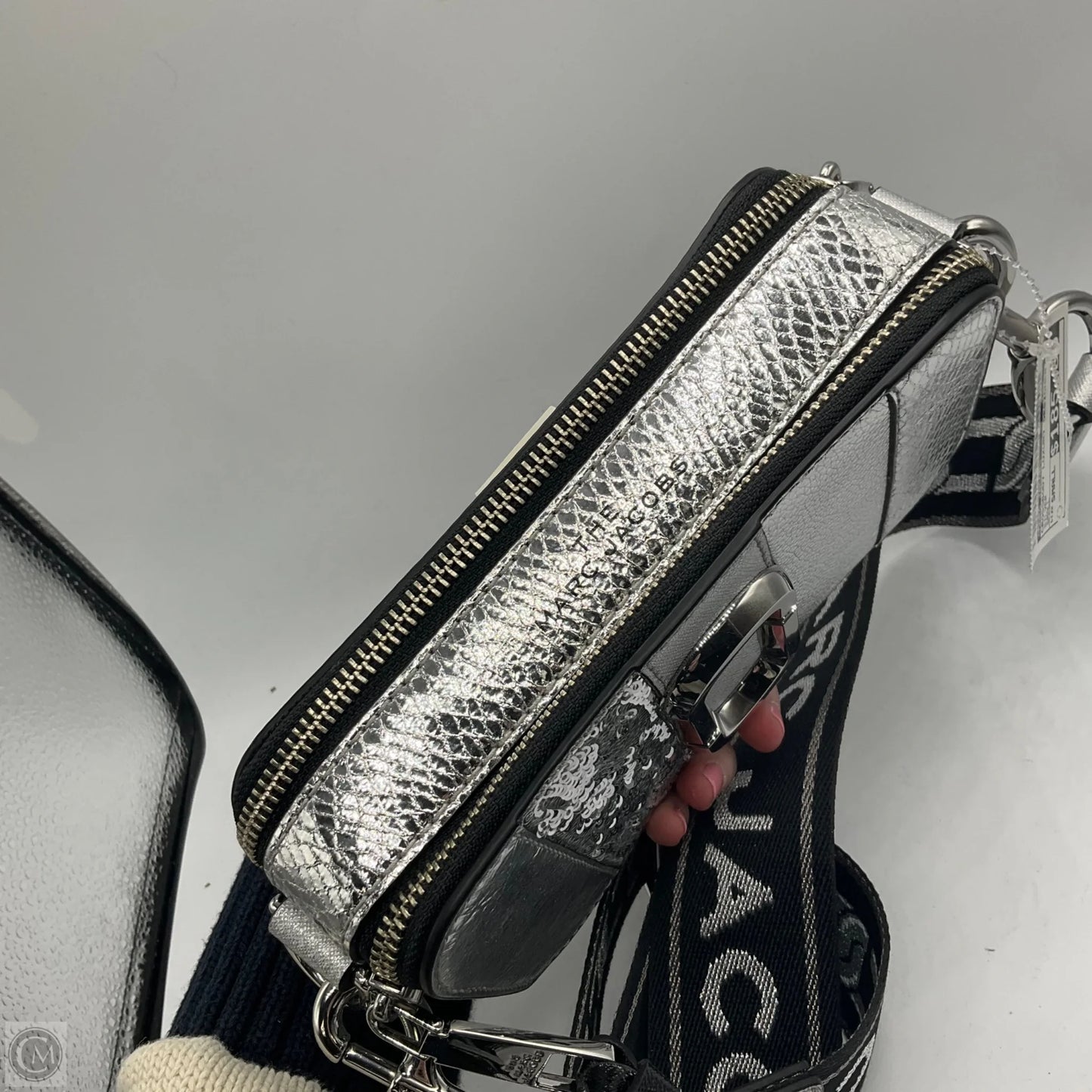 Crossbody Luxury Designer By Marc Jacobs, Size: Small