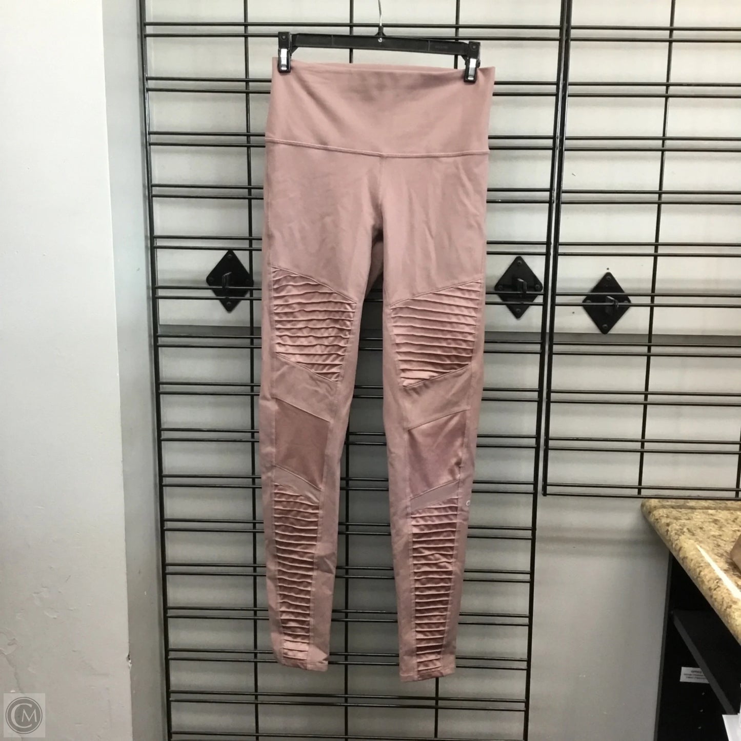 Athletic Leggings By Alo In Pink, Size: M