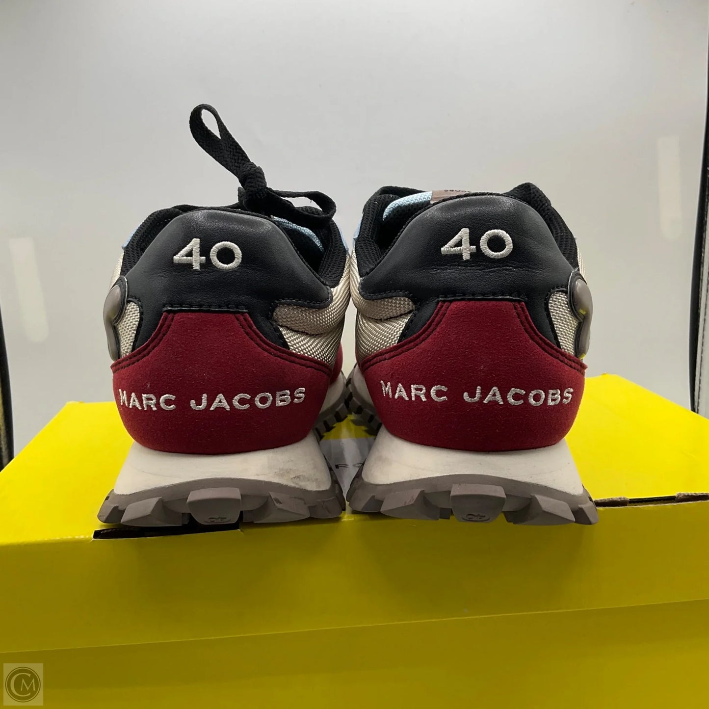 Shoes Luxury Designer By Marc Jacobs In Red & Tan, Size: 7