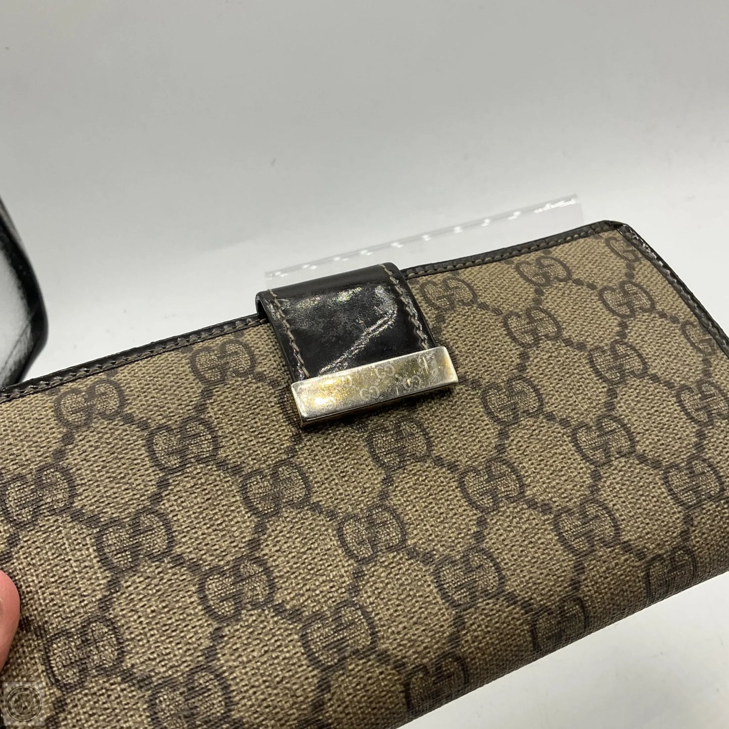 Wallet Luxury Designer By Gucci, Size: Large