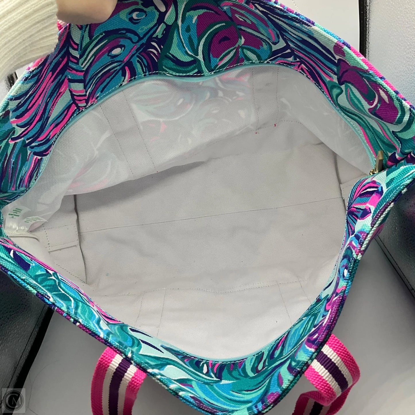 Tote Designer By Lilly Pulitzer, Size: Large