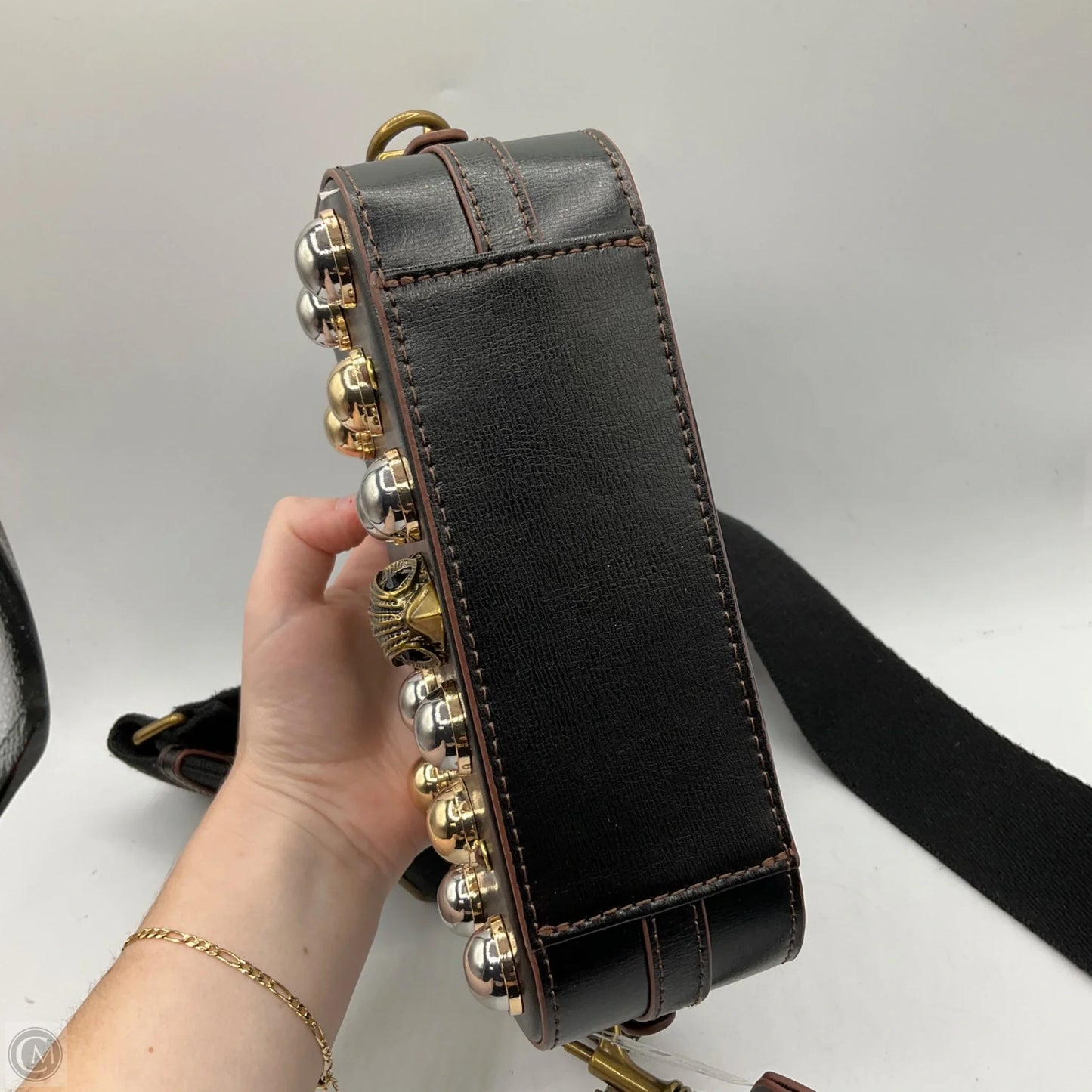 Crossbody Designer By Kurt Geiger, Size: Medium
