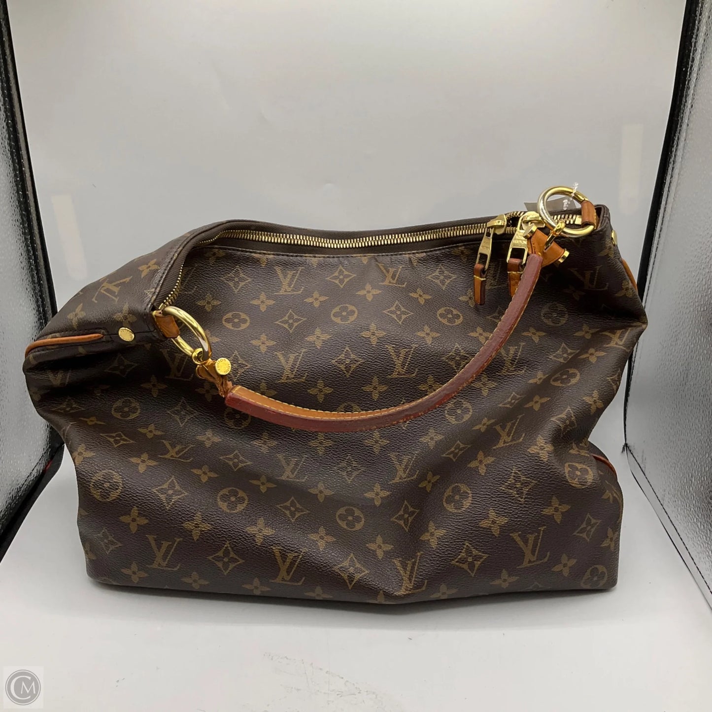 Handbag Luxury Designer By Louis Vuitton, Size: Large