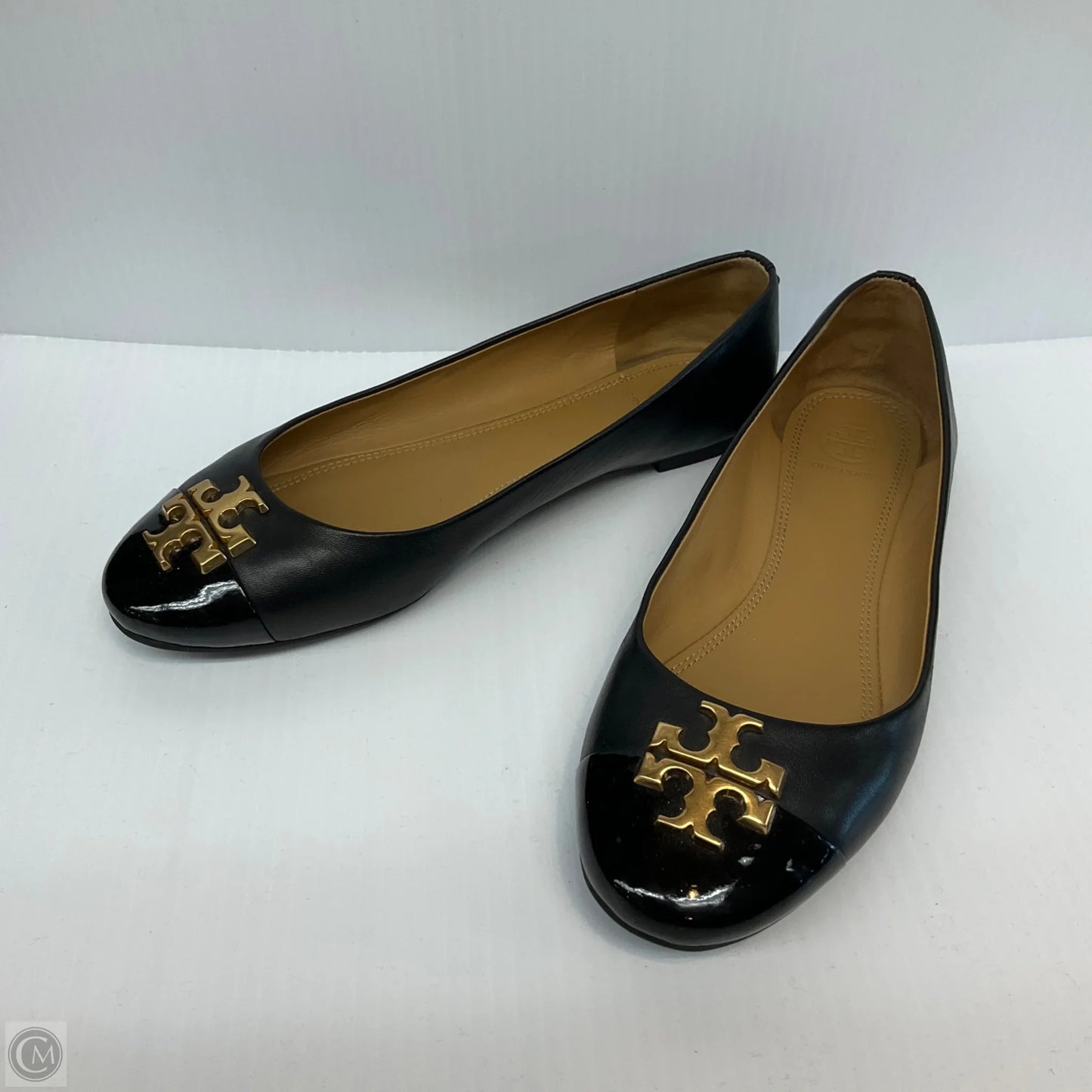 Shoes Designer By Tory Burch In Black & Gold, Size: 7.5