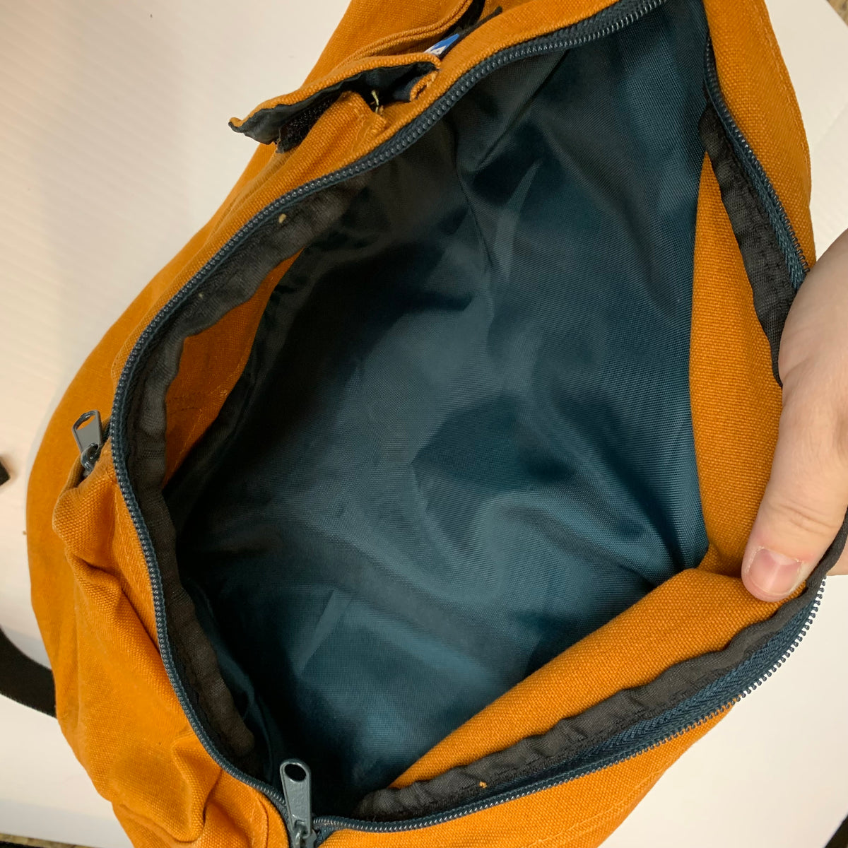 Backpack By Kavu, Size: Medium