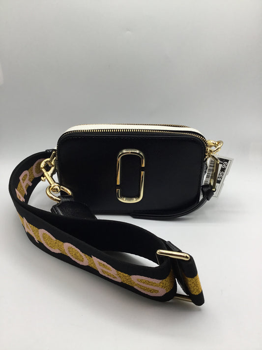 Crossbody Luxury Designer By Marc Jacobs In Black & White, Size:Smallo