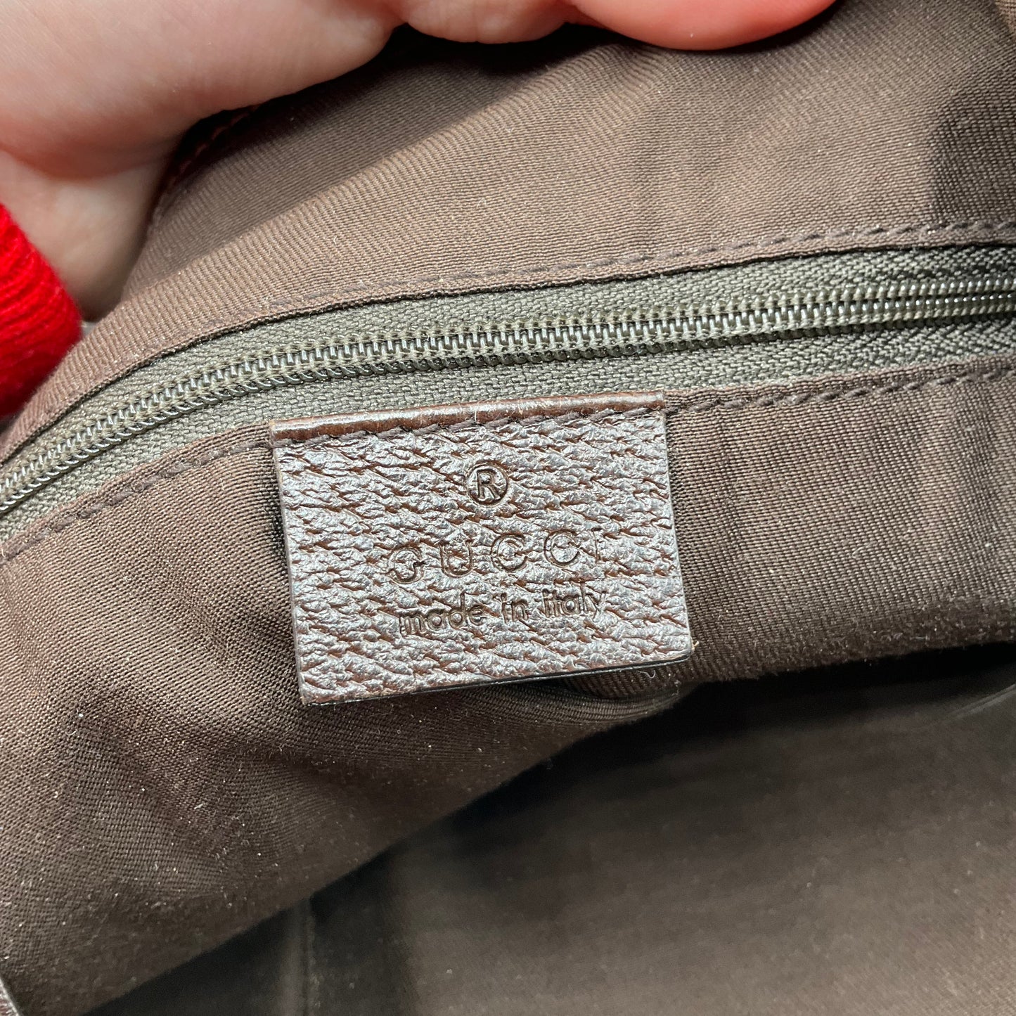 Handbag Luxury Designer By Gucci, Size: Medium