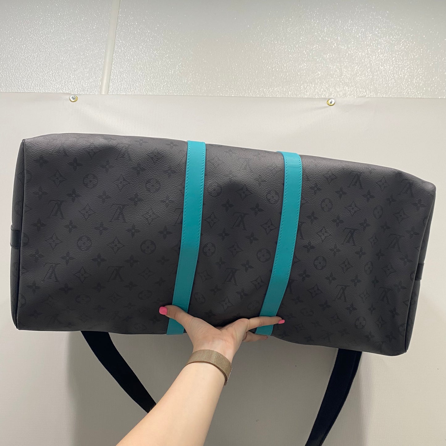 HANDBAG LUXURY DESIGNER by LOUIS VUITTON In BLACK & BLUE, Size: LARGE