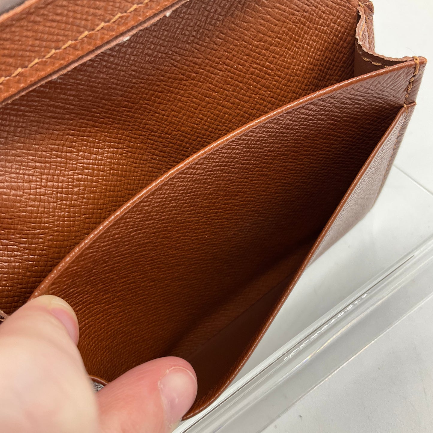 Wallet Luxury Designer By Louis Vuitton, Size: Small