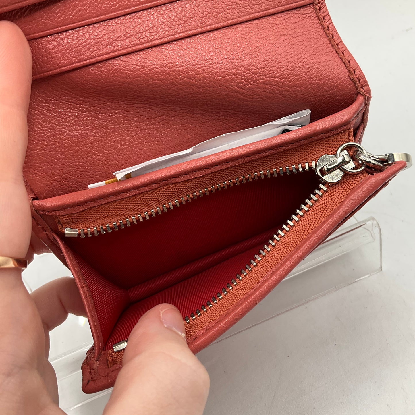Wallet Luxury Designer By Gucci, Size: Small