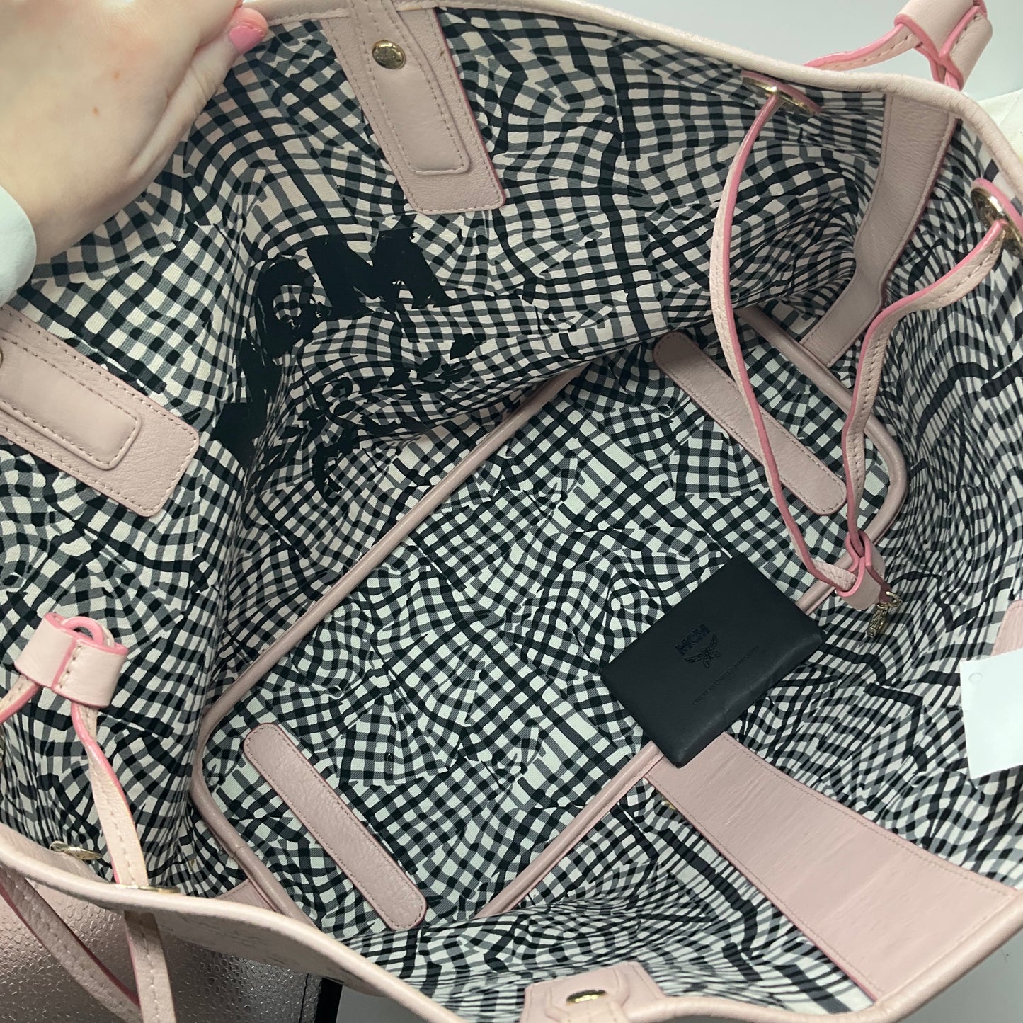 Handbag Luxury Designer By Mcm, Size: Large
