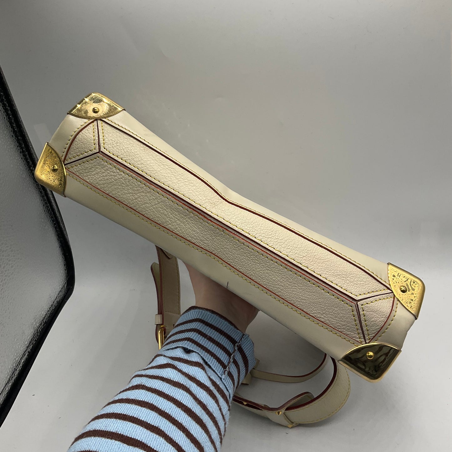 Handbag Luxury Designer By Louis Vuitton, Size: Small