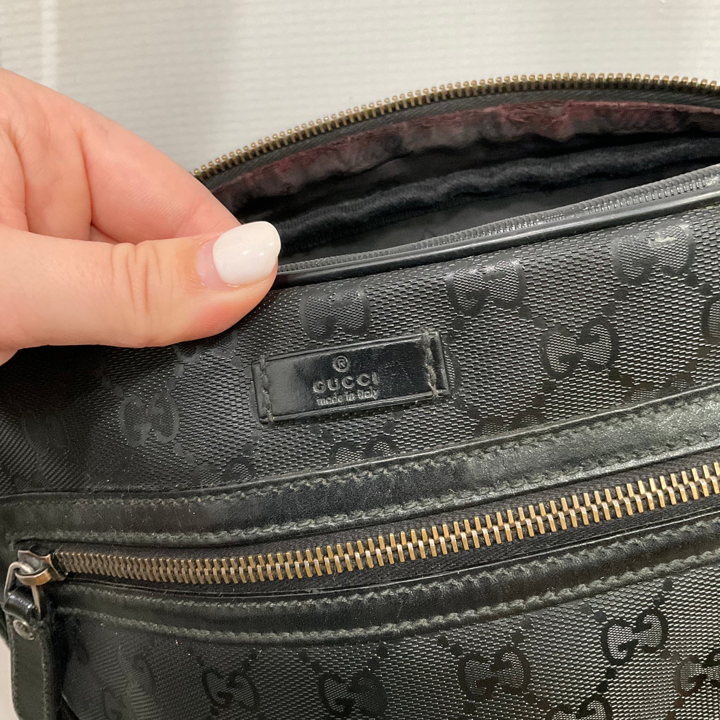 Crossbody Luxury Designer By Gucci In Black, Size:Medium