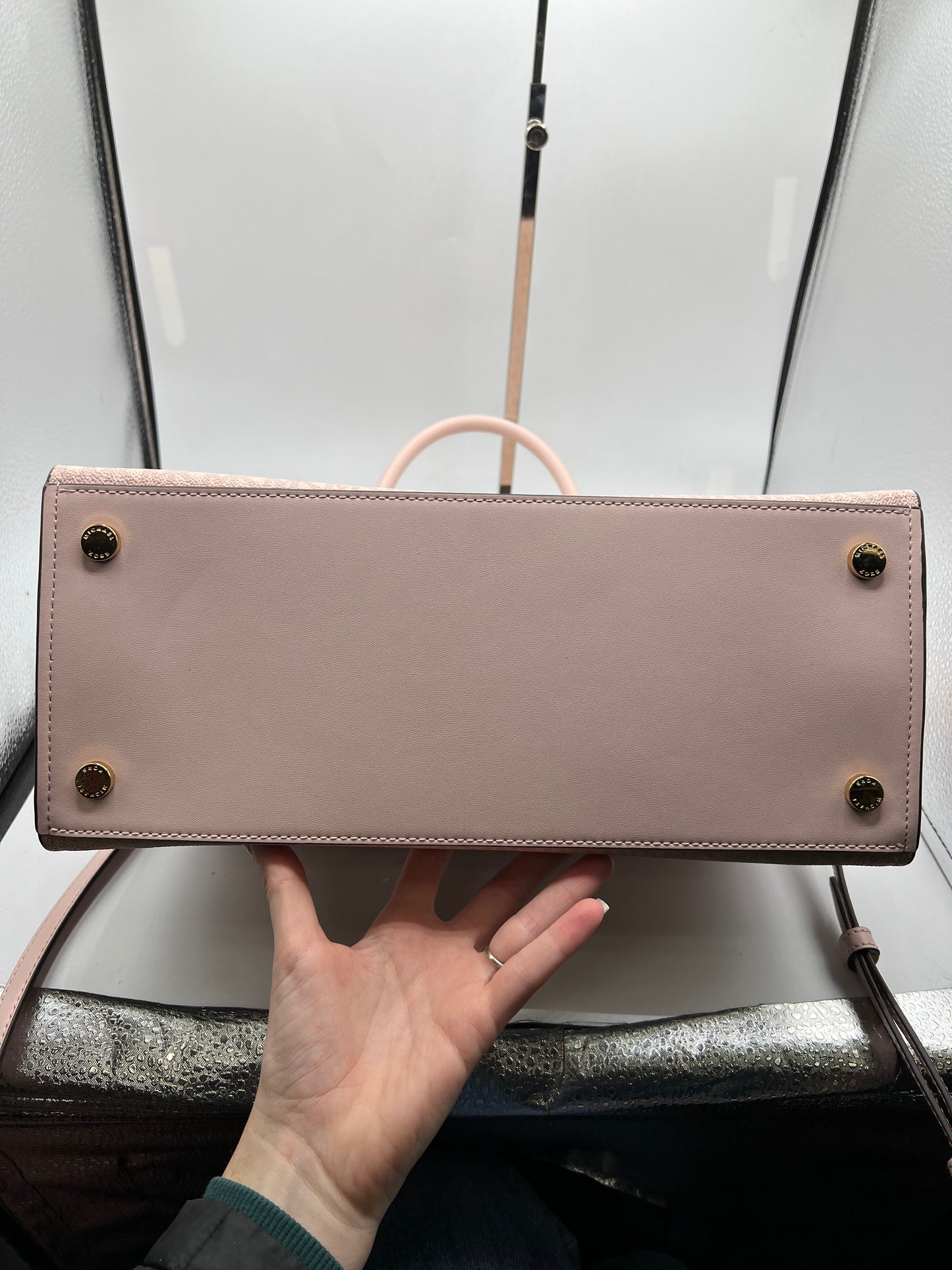 HANDBAG DESIGNER by MICHAEL KORS In PINK, Size: LARGE