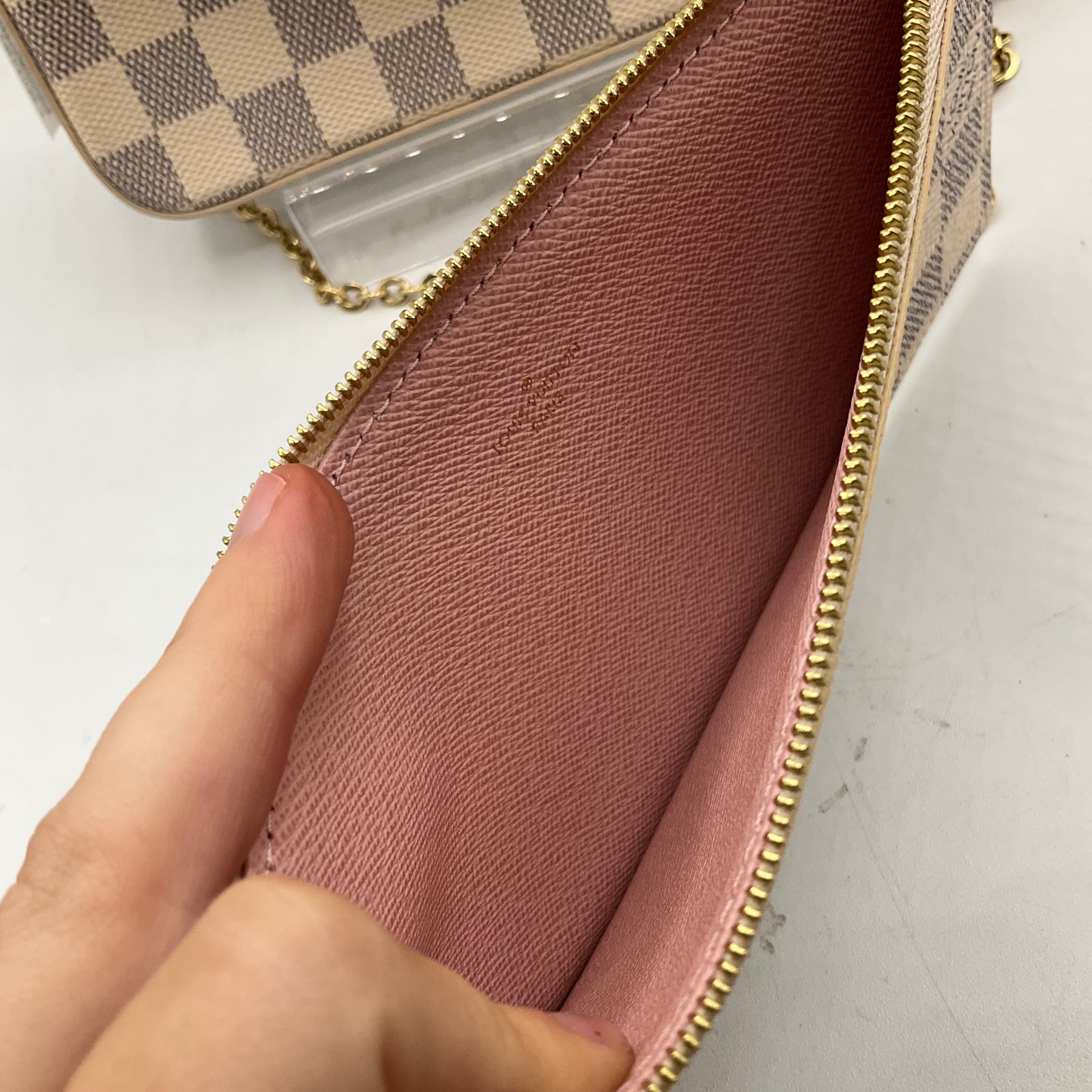 Crossbody Luxury Designer By Louis Vuitton, Size: Small