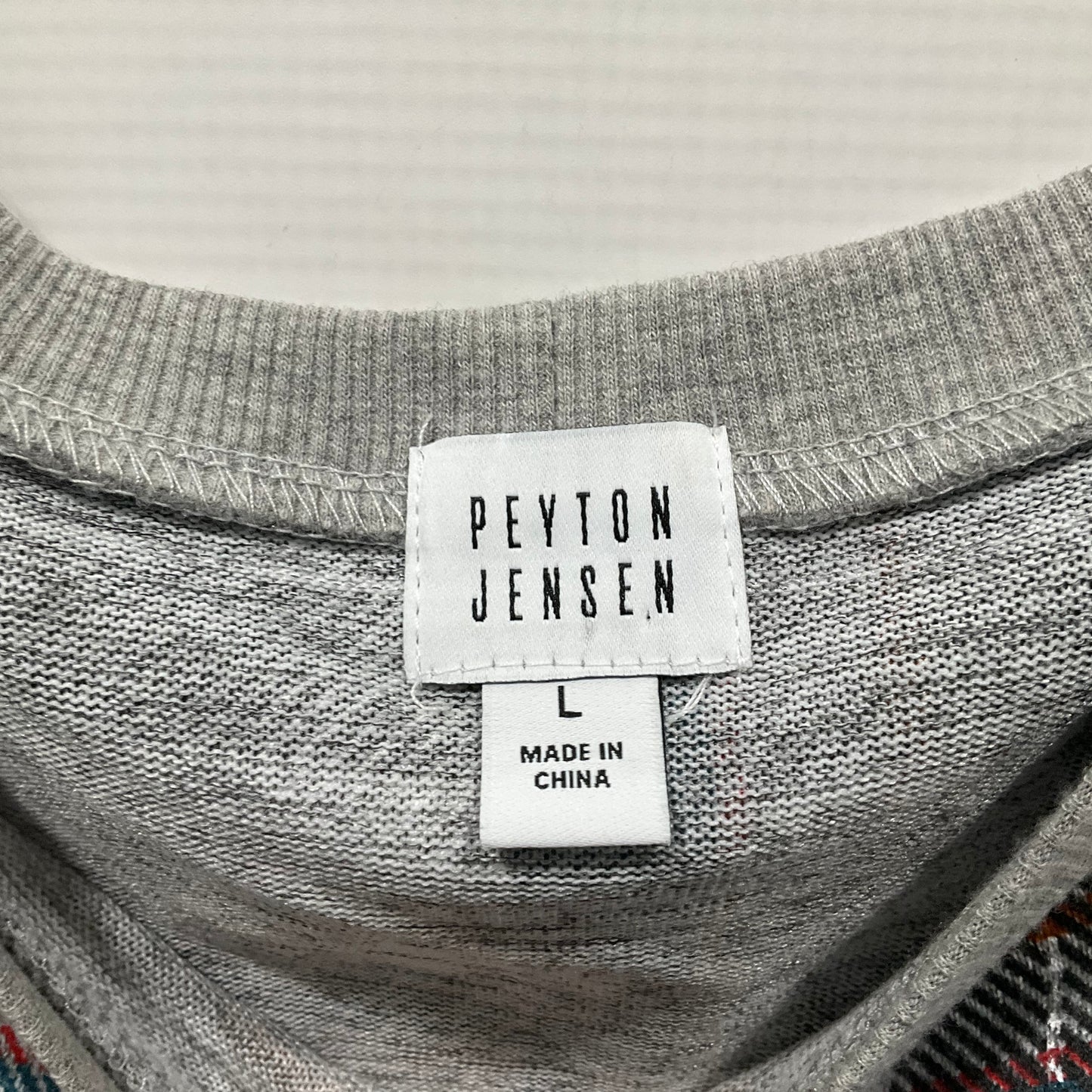 Sweatshirt Crewneck By Peyton Jensen  Size: L